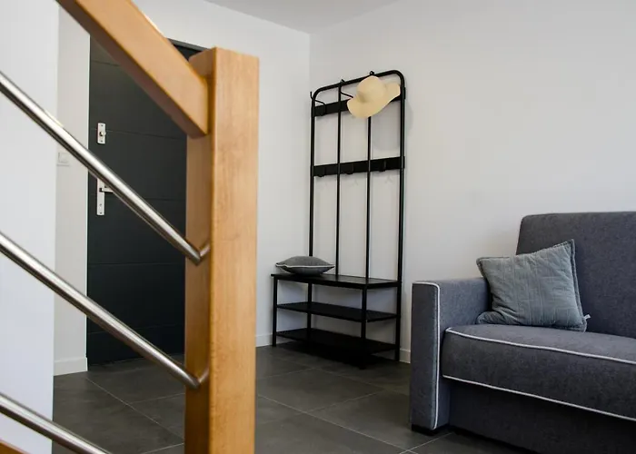 Betina Semesterbostad Jastrzębia Góra