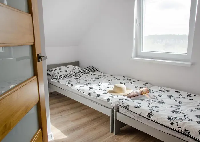 Betina Semesterbostad Jastrzębia Góra